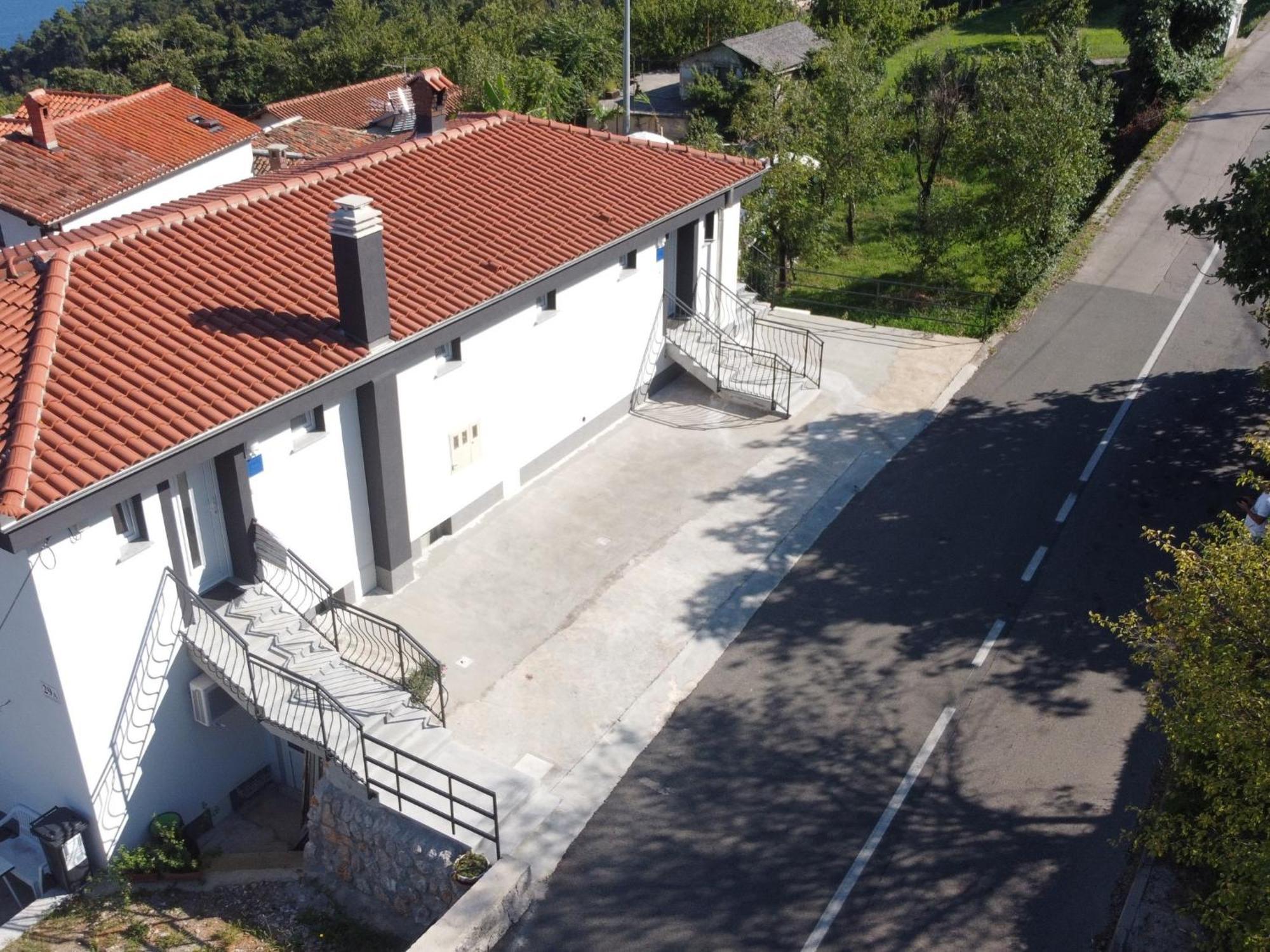 Apartments Ema Laurana Esterno foto